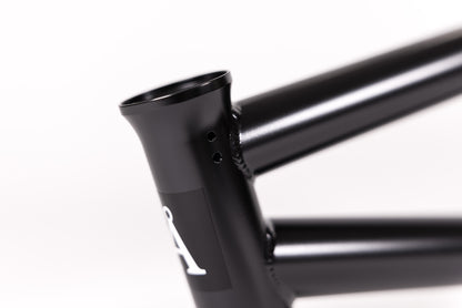 THE KATZE V2 frame – matte black